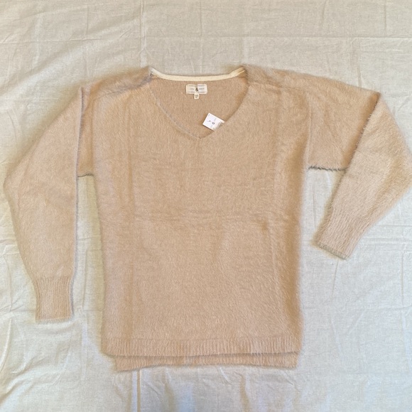 Loft Lou & Grey Eyelash Fuzzy Knit V-Neck Sweater - Picture 5 of 10